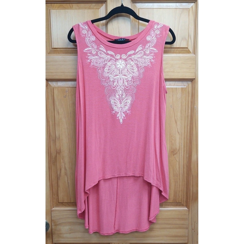 B.L.U.E. Coral Size XL Pull Over Sleeveless T Shirt Rhinestones Embellishment - Picture 4 of 7